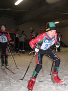 Markus Mäkitalon vauhdikas lähtö Paimion Urheilijoiden sarjahiihdoissa 13.2.08. Kuva copyright © 2008 Hanna-Mari Helkkala. 
