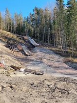 Uusien juniorimäkien rakennusprojekti 2021-2022